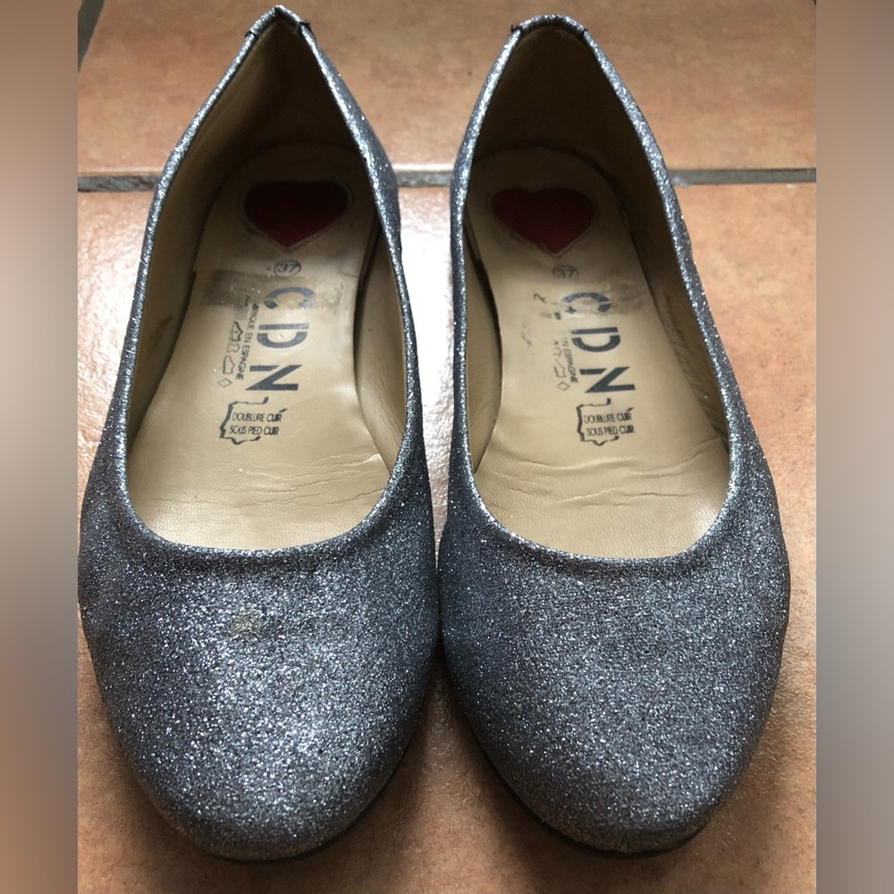 CDN glitter shoes Size 7